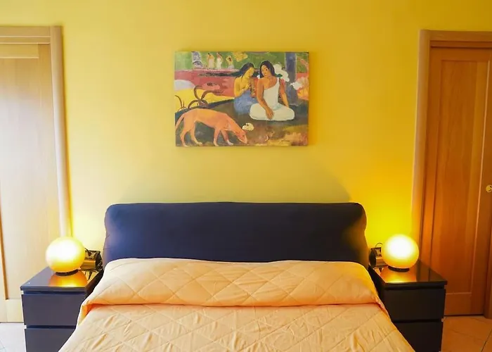 The Sun In Apartment *