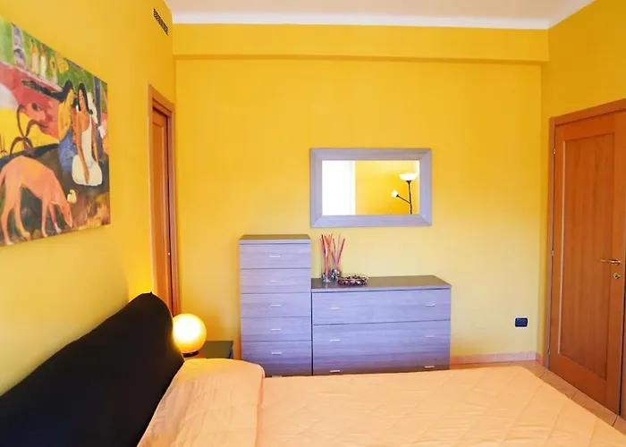 The Sun In Apartment *